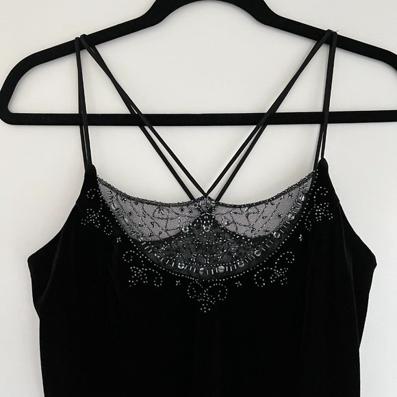 Long Black Velvet Evening Dress with Embroidered Details - Picture 3 of 15